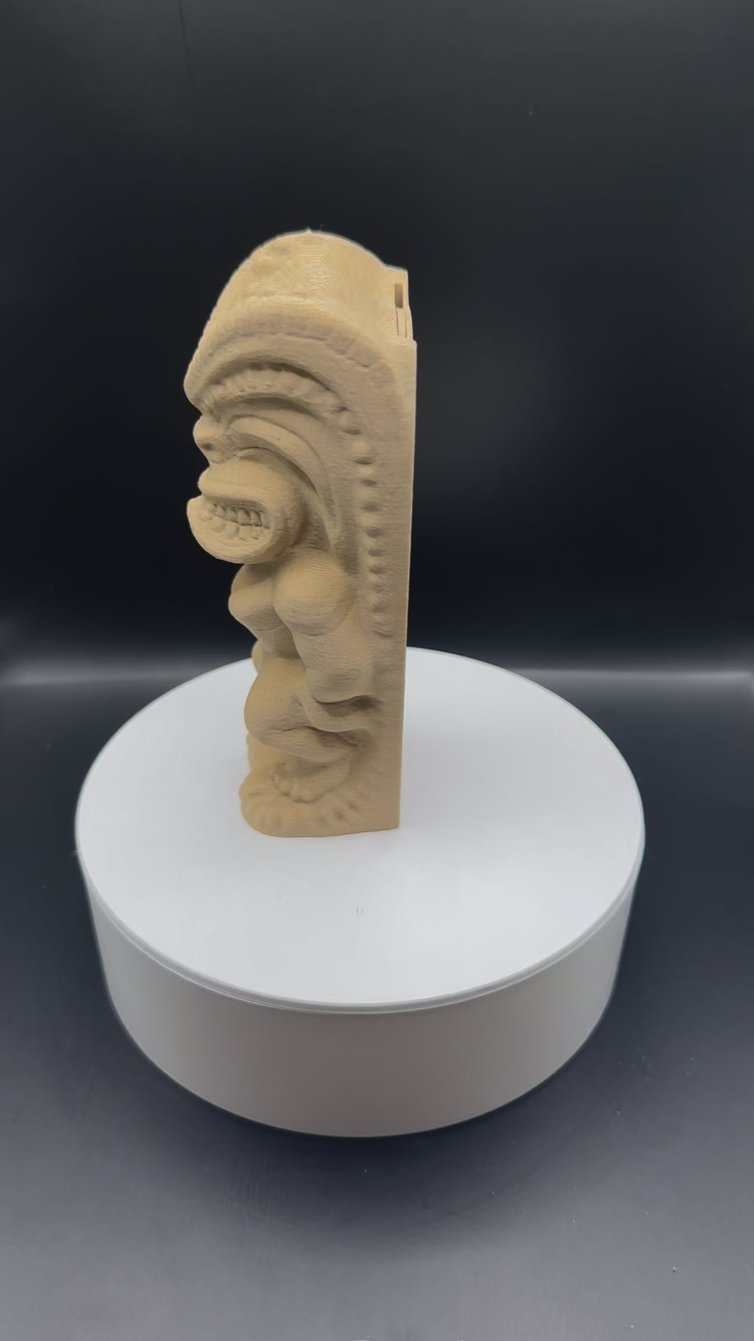 Tiki Container